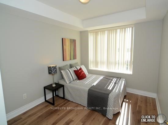 2 Clairtrell Rd, #606