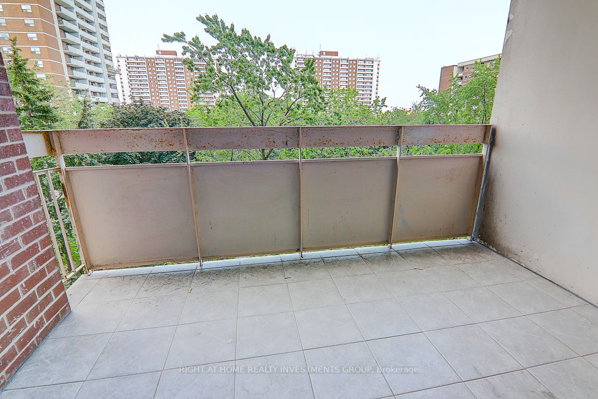 205 Hilda Ave, #608
