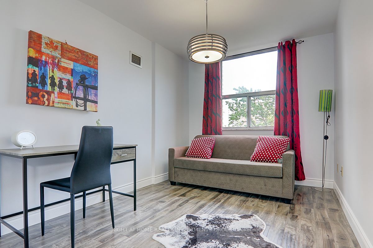 205 Hilda Ave, #608