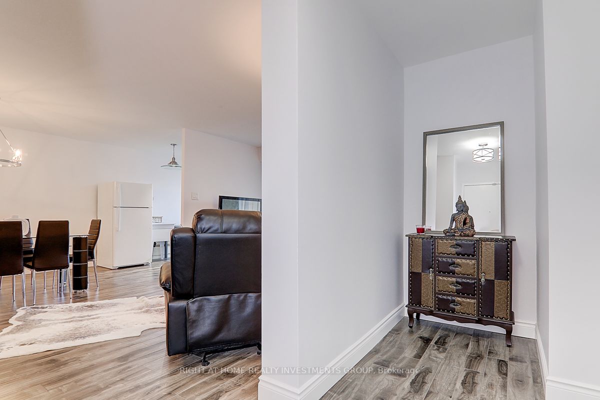 205 Hilda Ave, #608