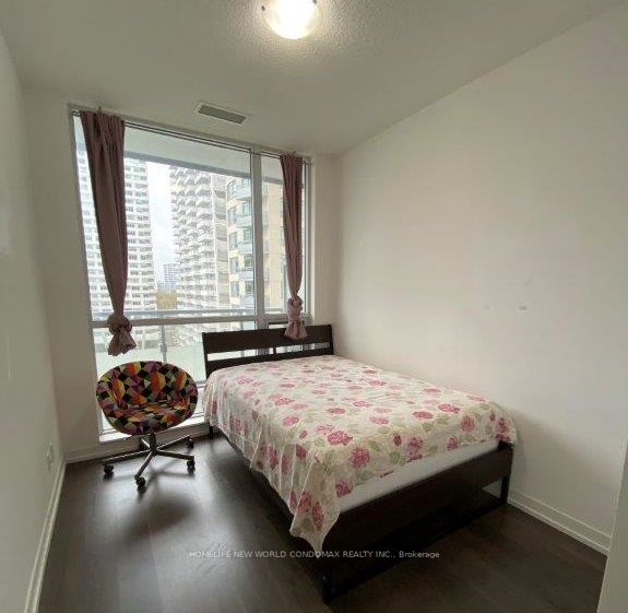 98 Lillian Street, #719