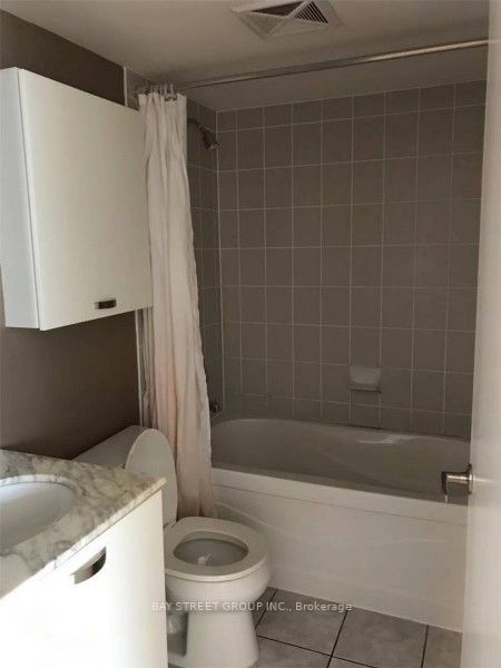 38 Grenville St, #1406