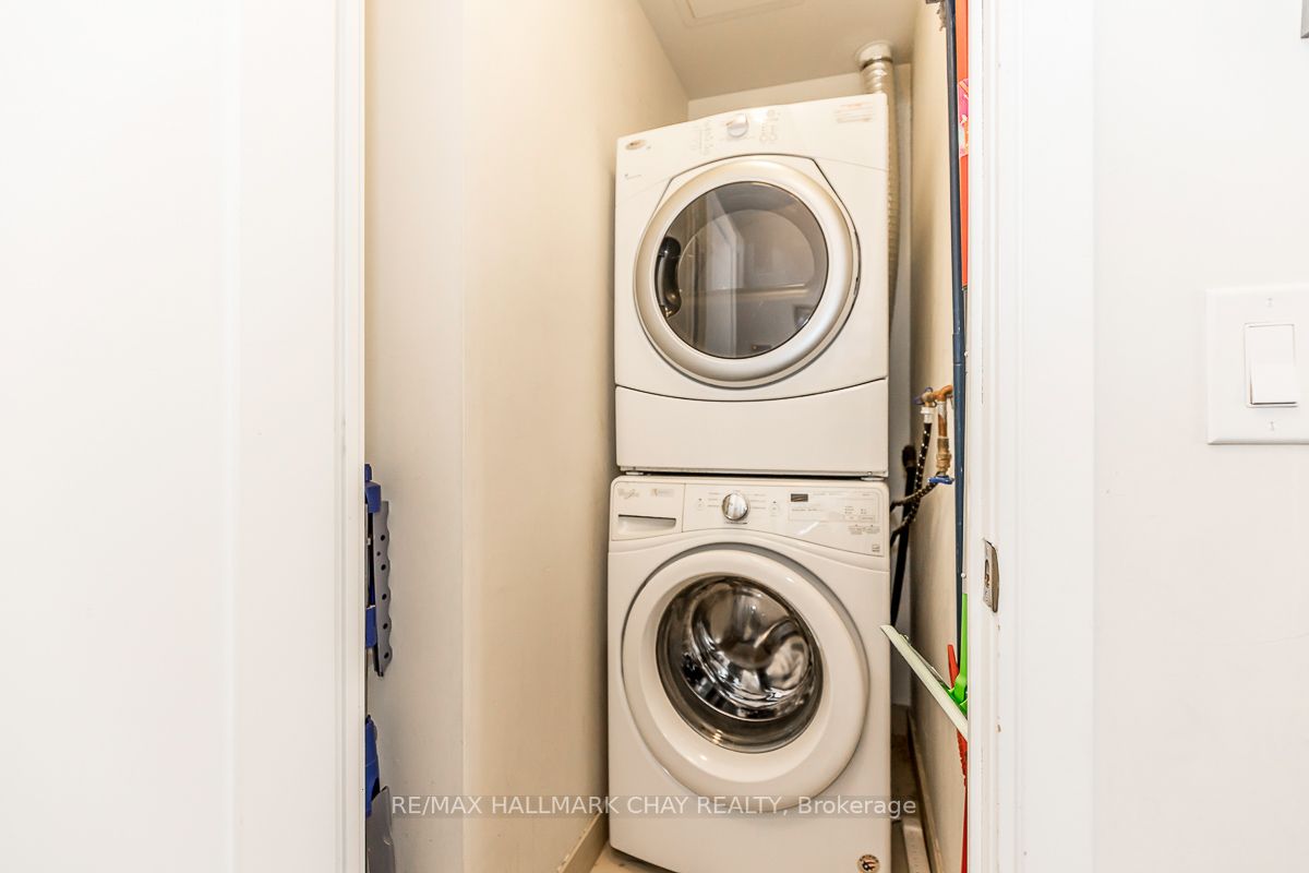 25 Broadway Ave, #1603