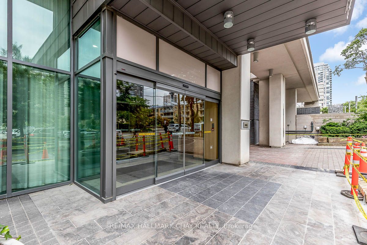 25 Broadway Ave, #1603