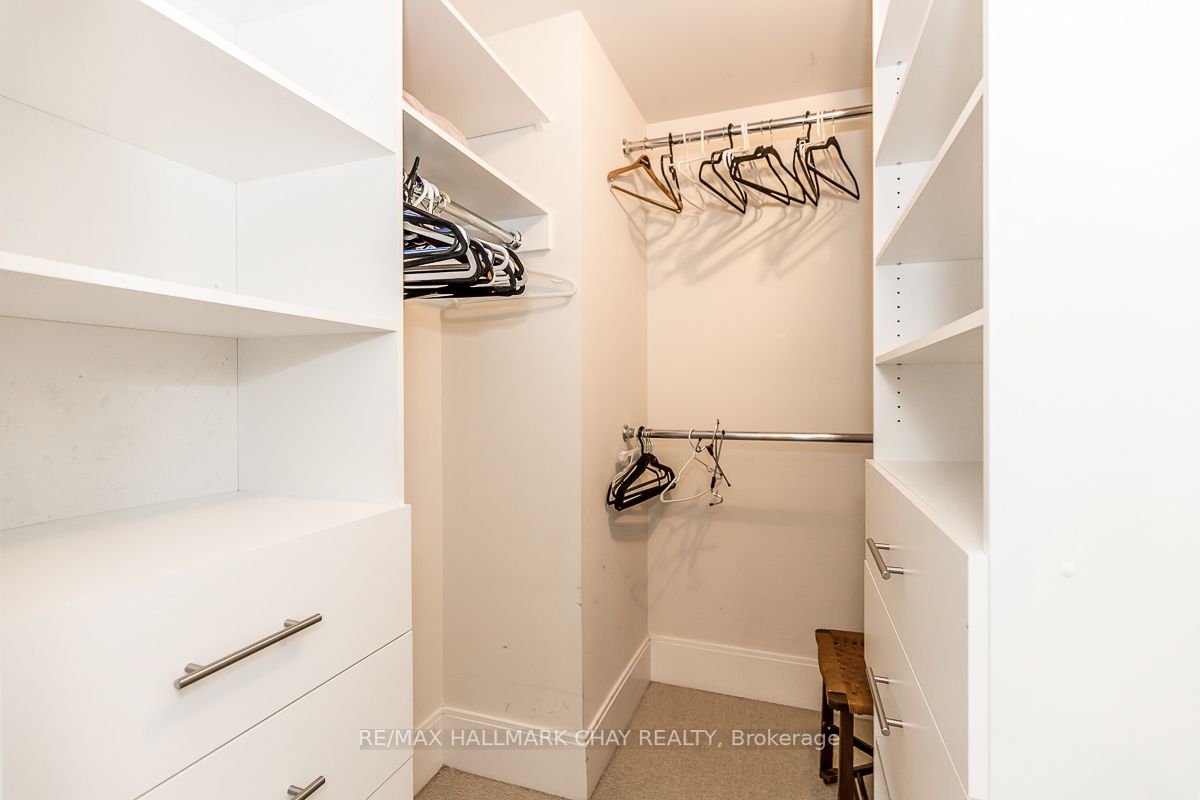 25 Broadway Ave, #1603