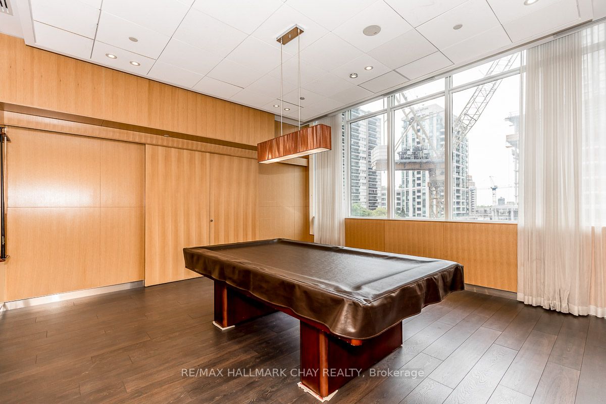 25 Broadway Ave, #1603