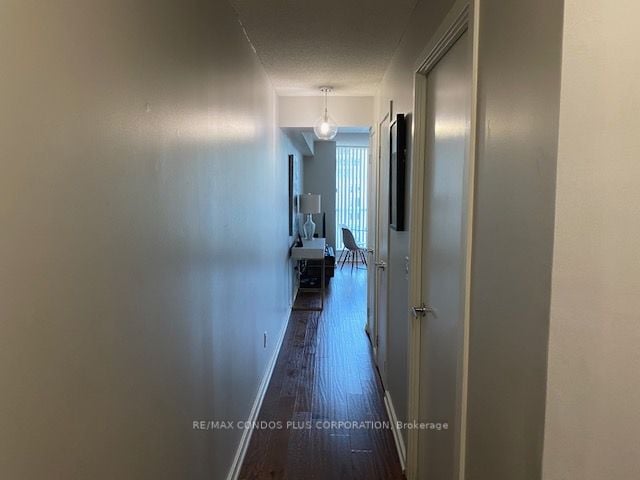 8 York St, #908