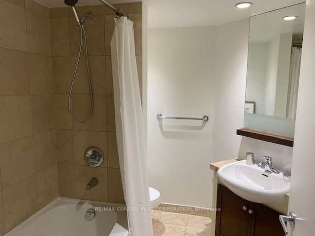 8 York St, #908