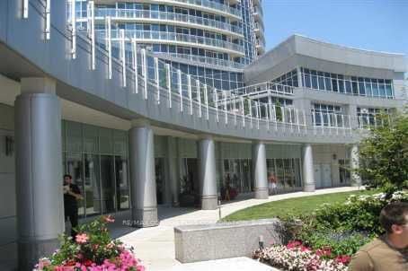 8 York St, #908