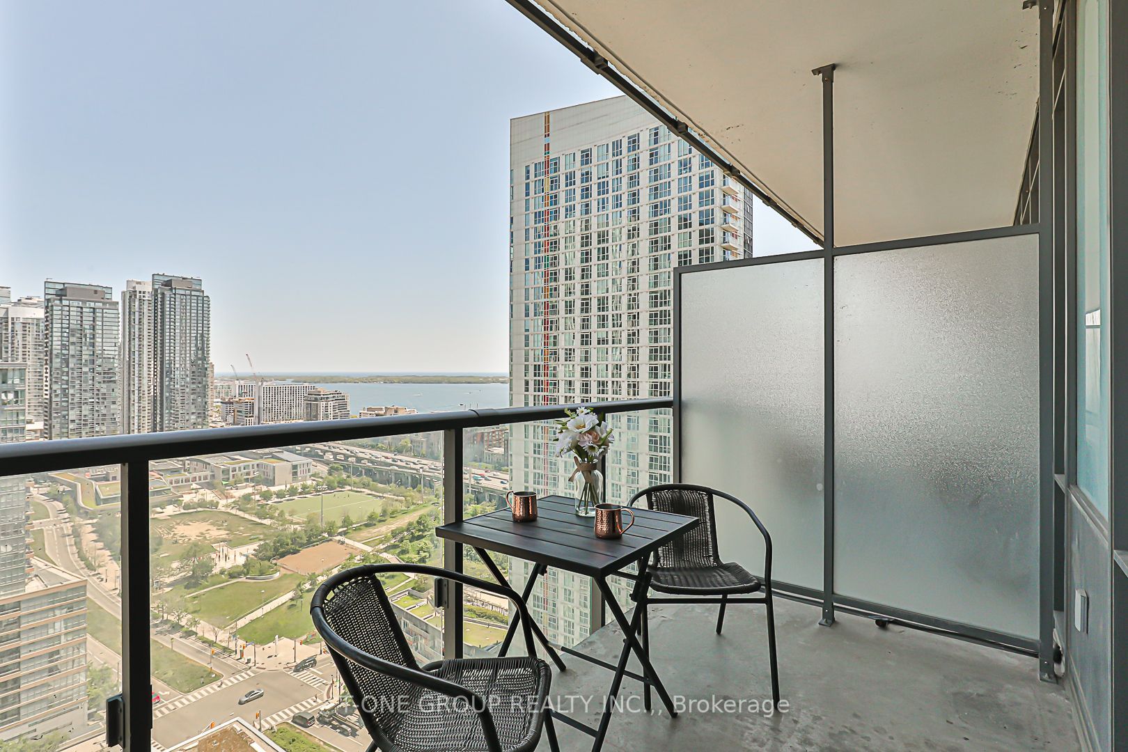 170 Fort York Blvd, #2405