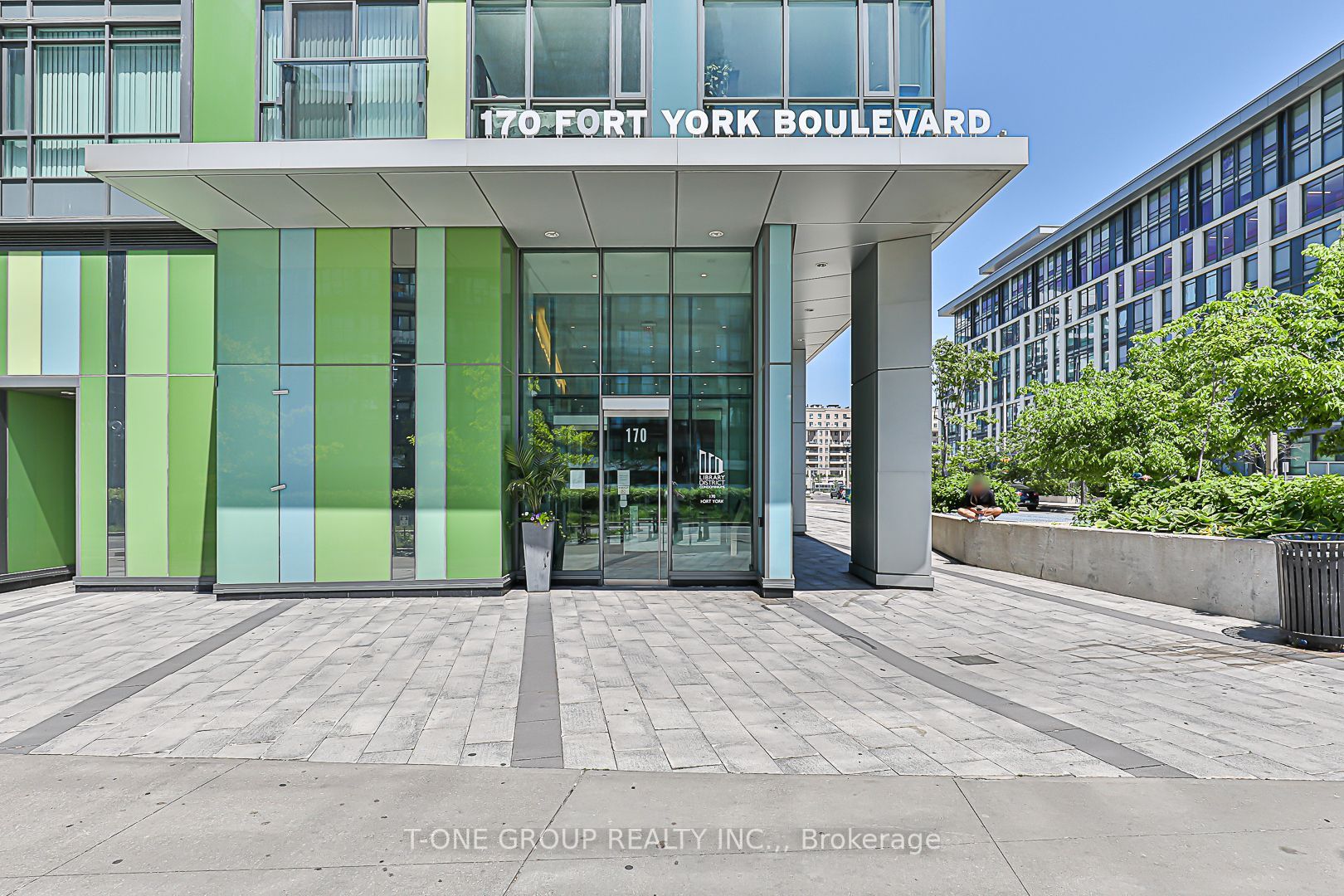 170 Fort York Blvd, #2405