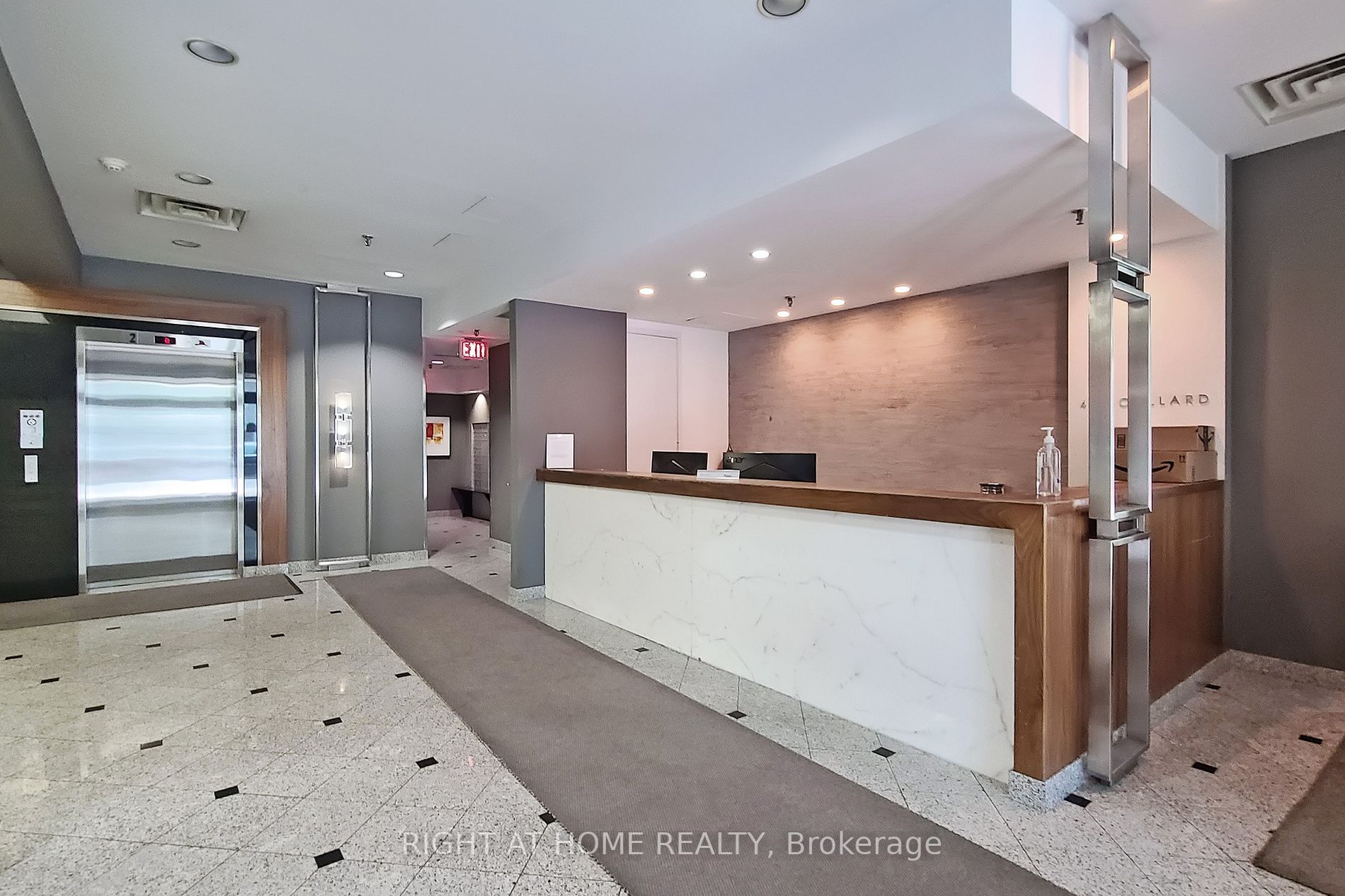 40 Scollard St, #507