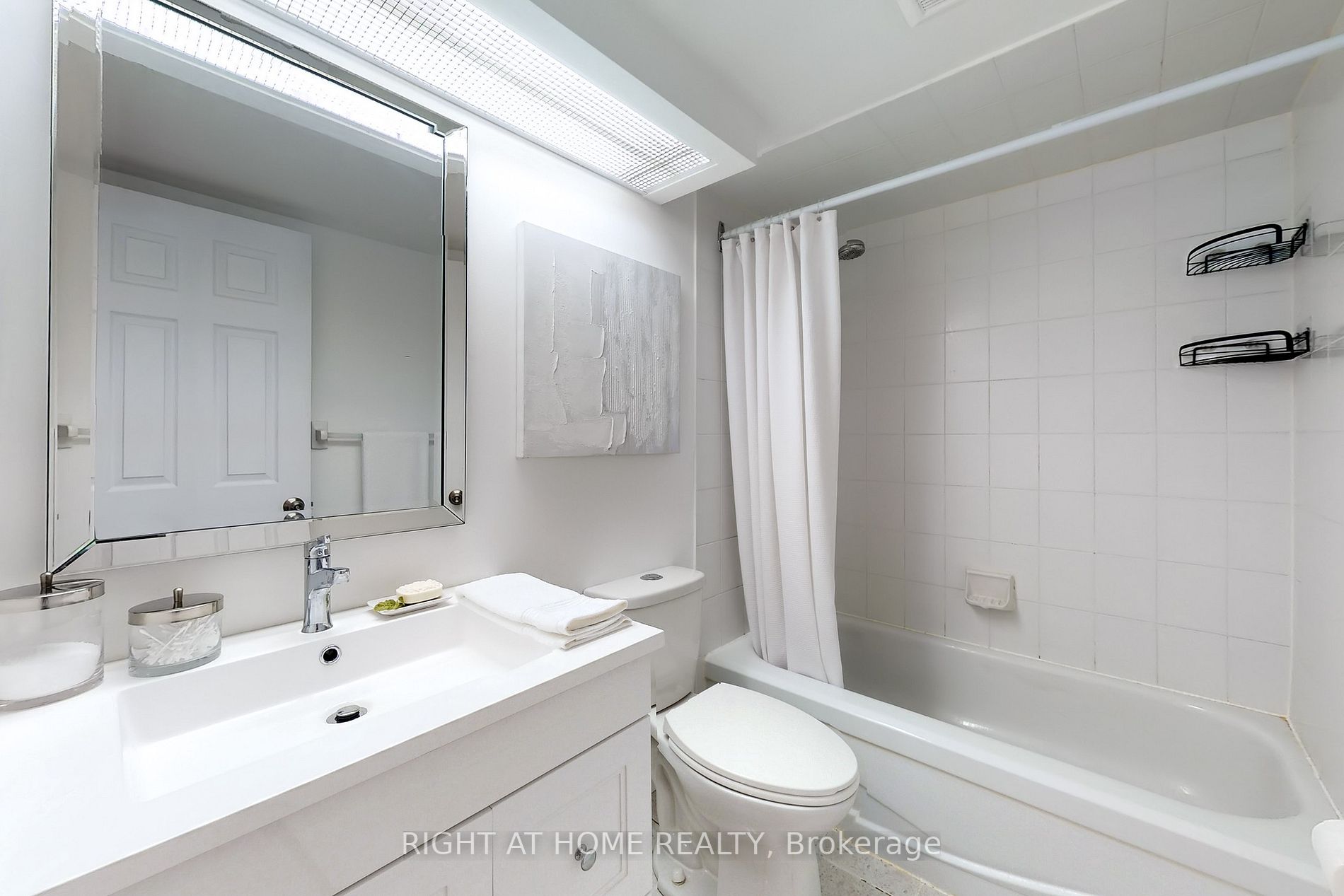 40 Scollard St, #507