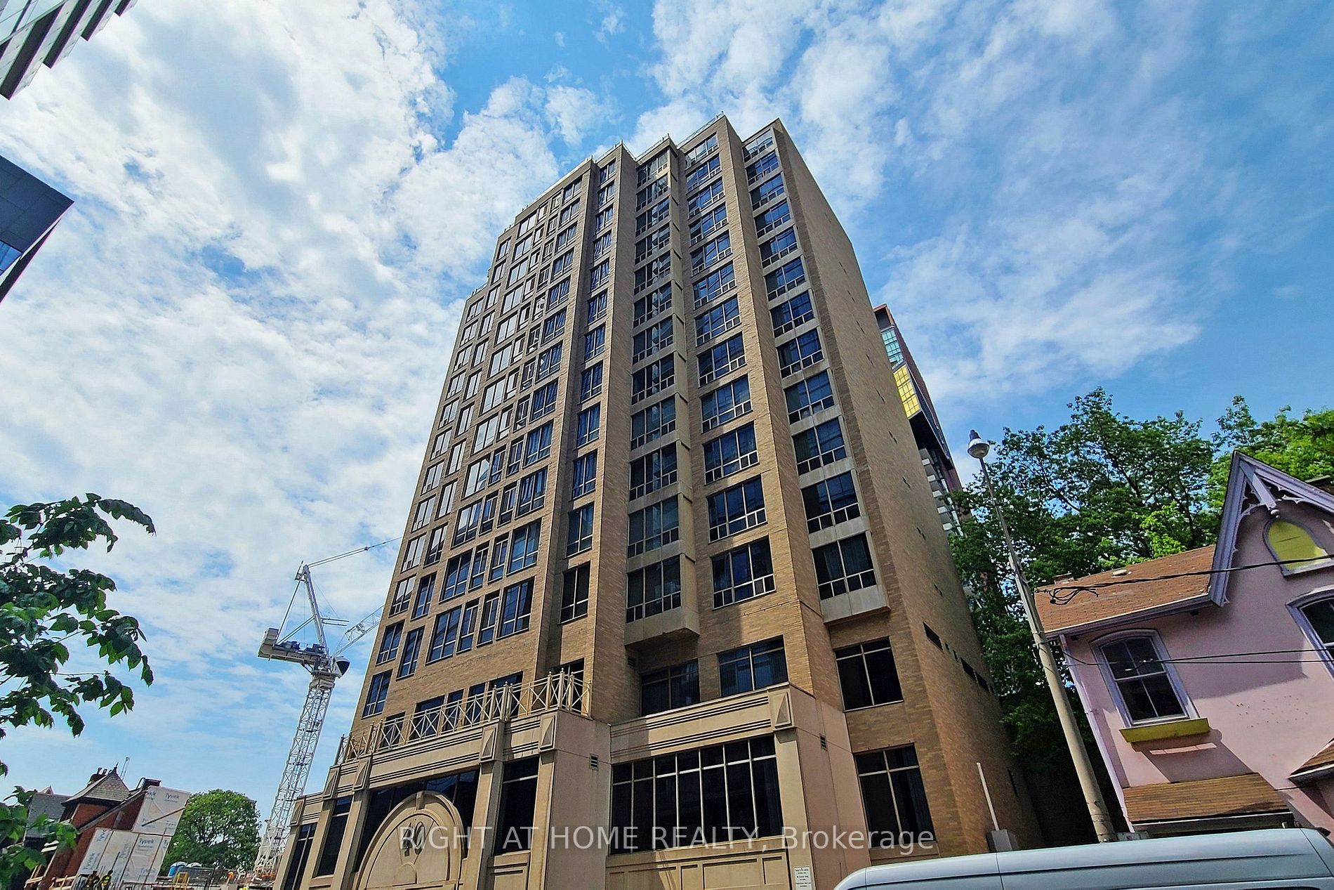40 Scollard St, #507