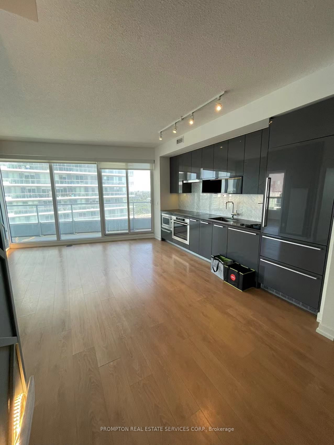 115 Mcmahon Dr, #3305