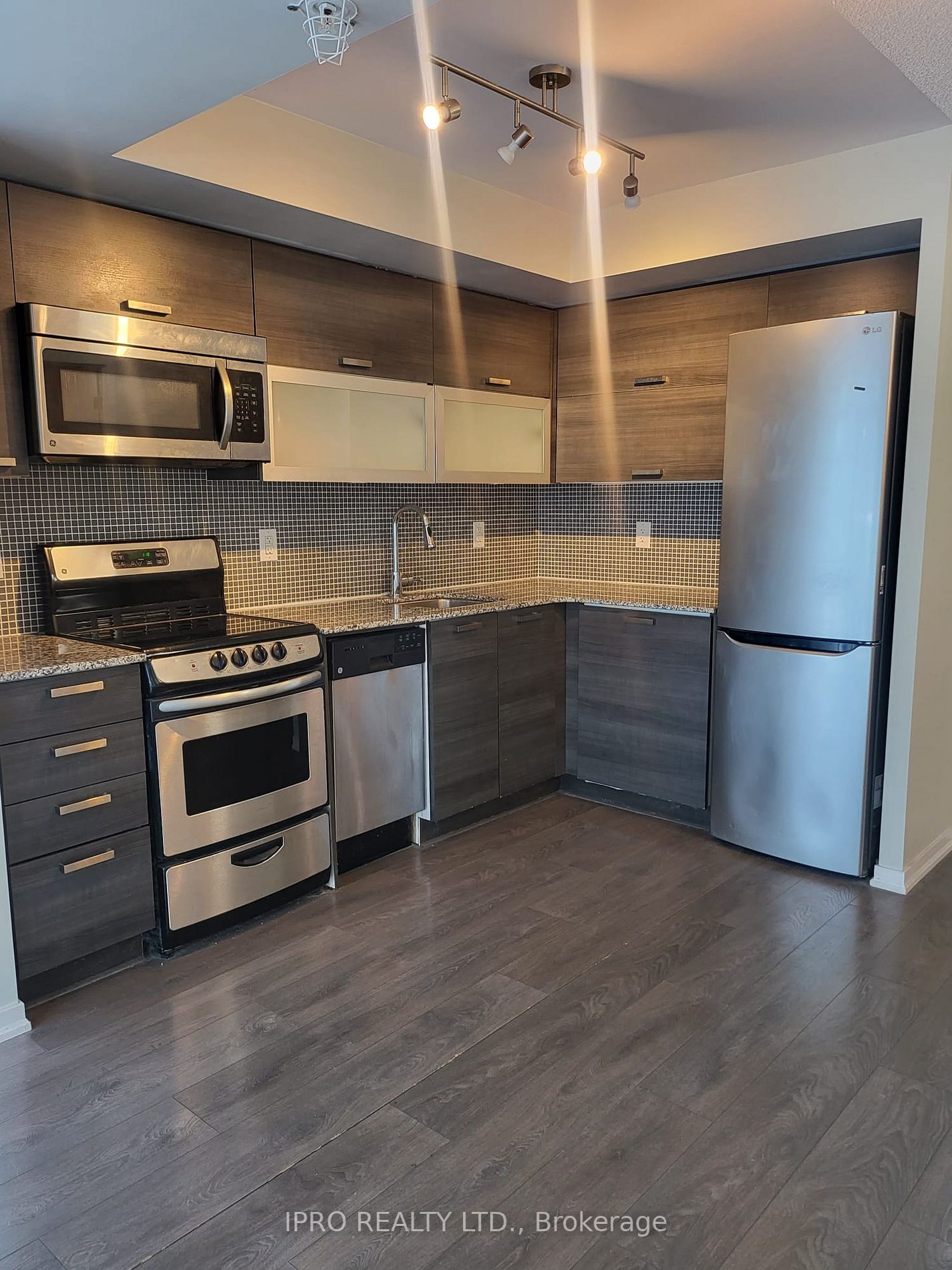 36 Lisgar St, #1907E