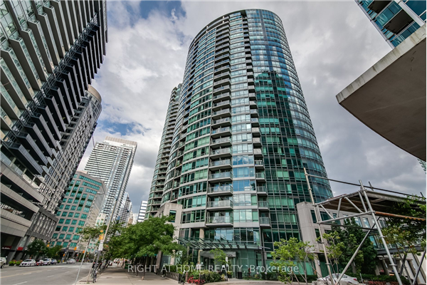 373 Front St W, Toronto