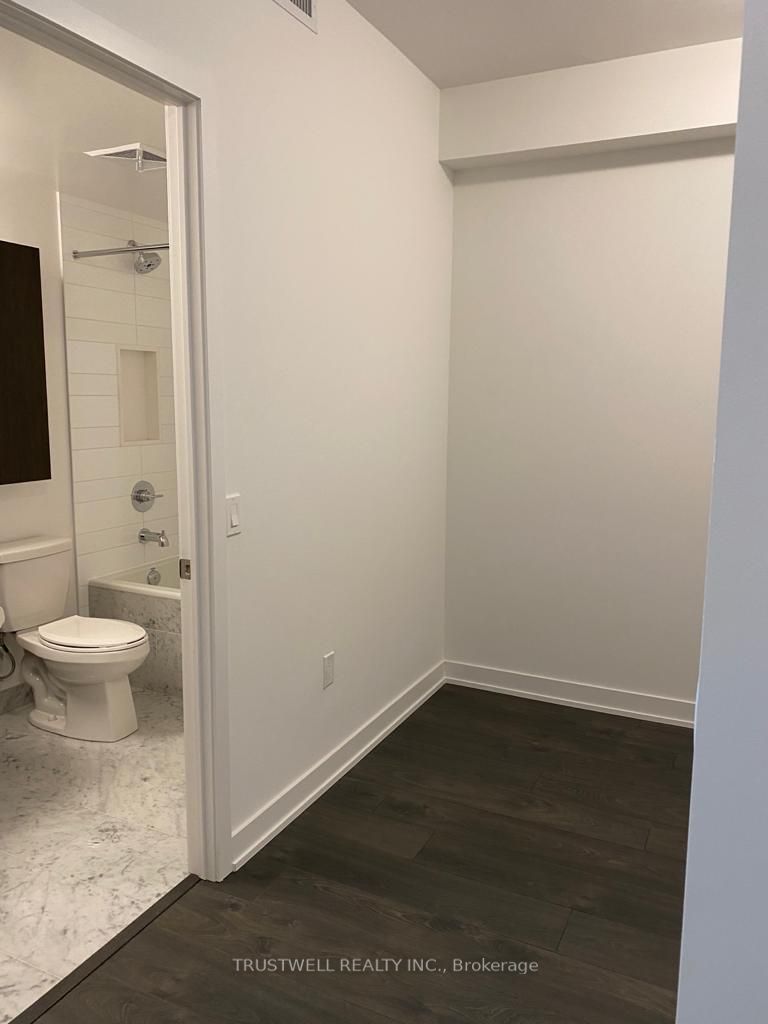 38 Iannuzzi St, #324