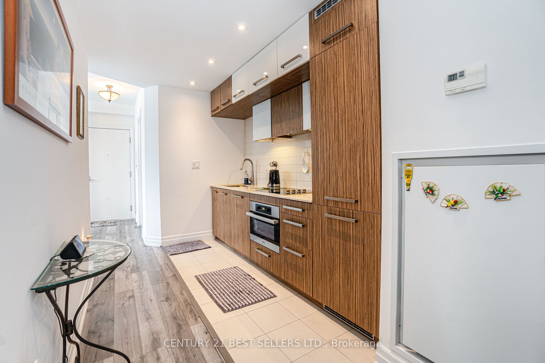 8 The Esplanade St, #506