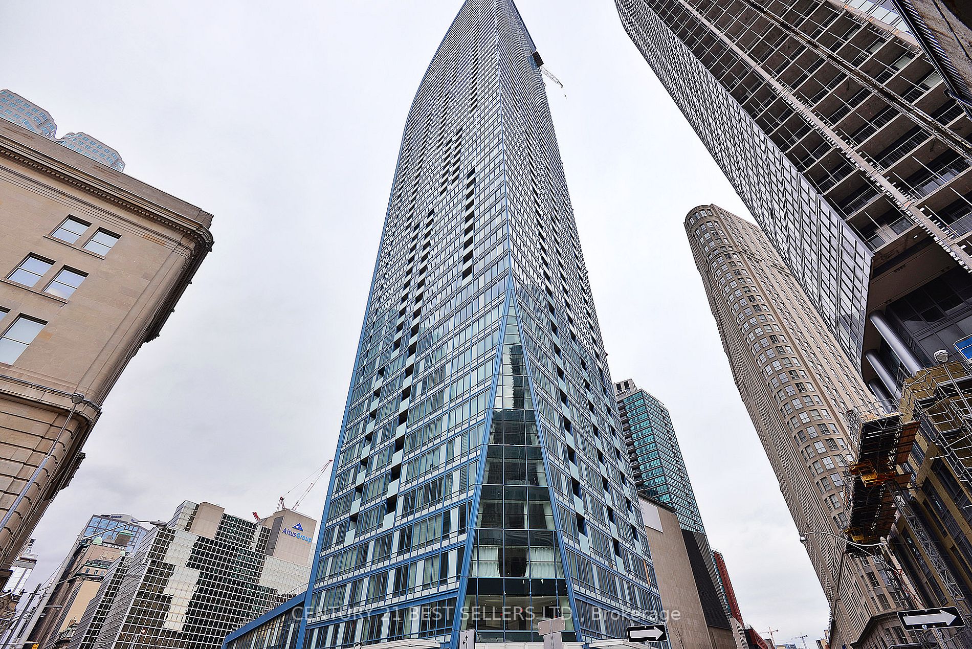 8 The Esplanade St, #506