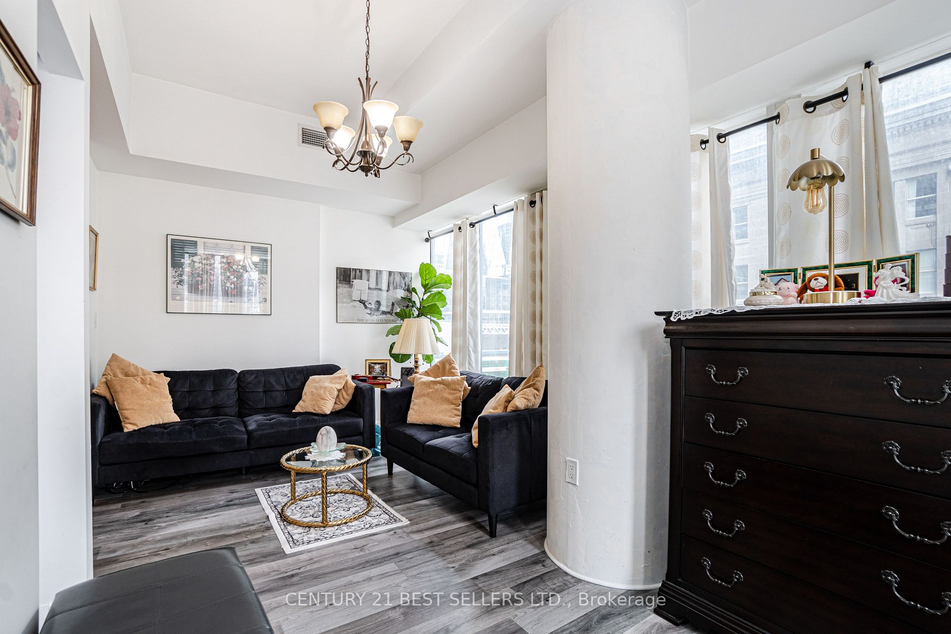 8 The Esplanade St, #506
