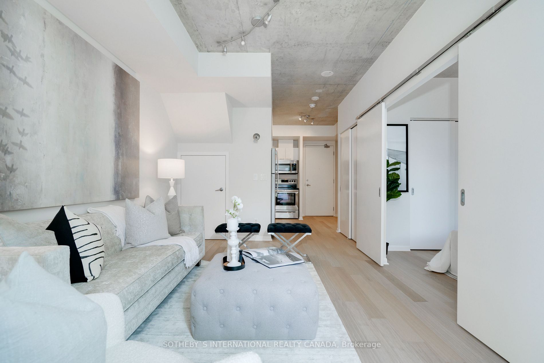 #538 - 333 Adelaide St E, Toronto