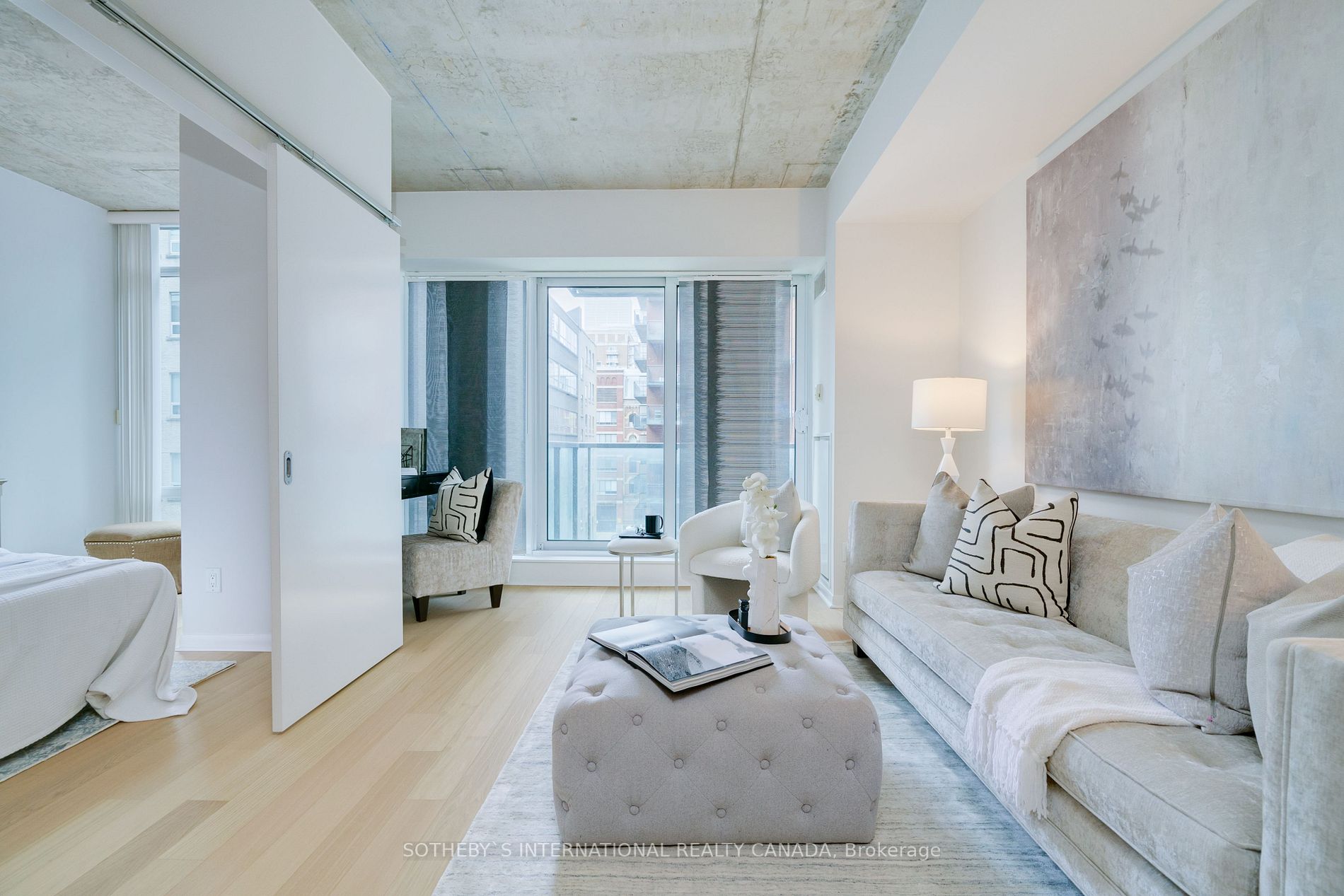 #538 - 333 Adelaide St E, Toronto