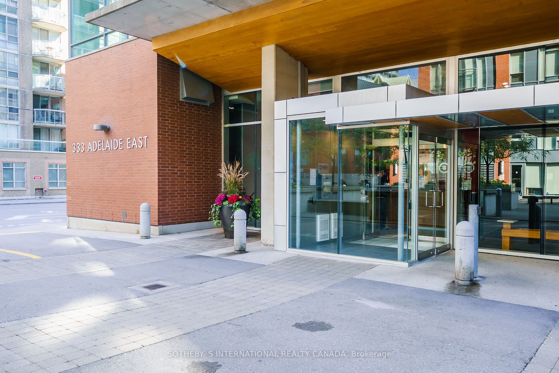 #538 - 333 Adelaide St E, Toronto