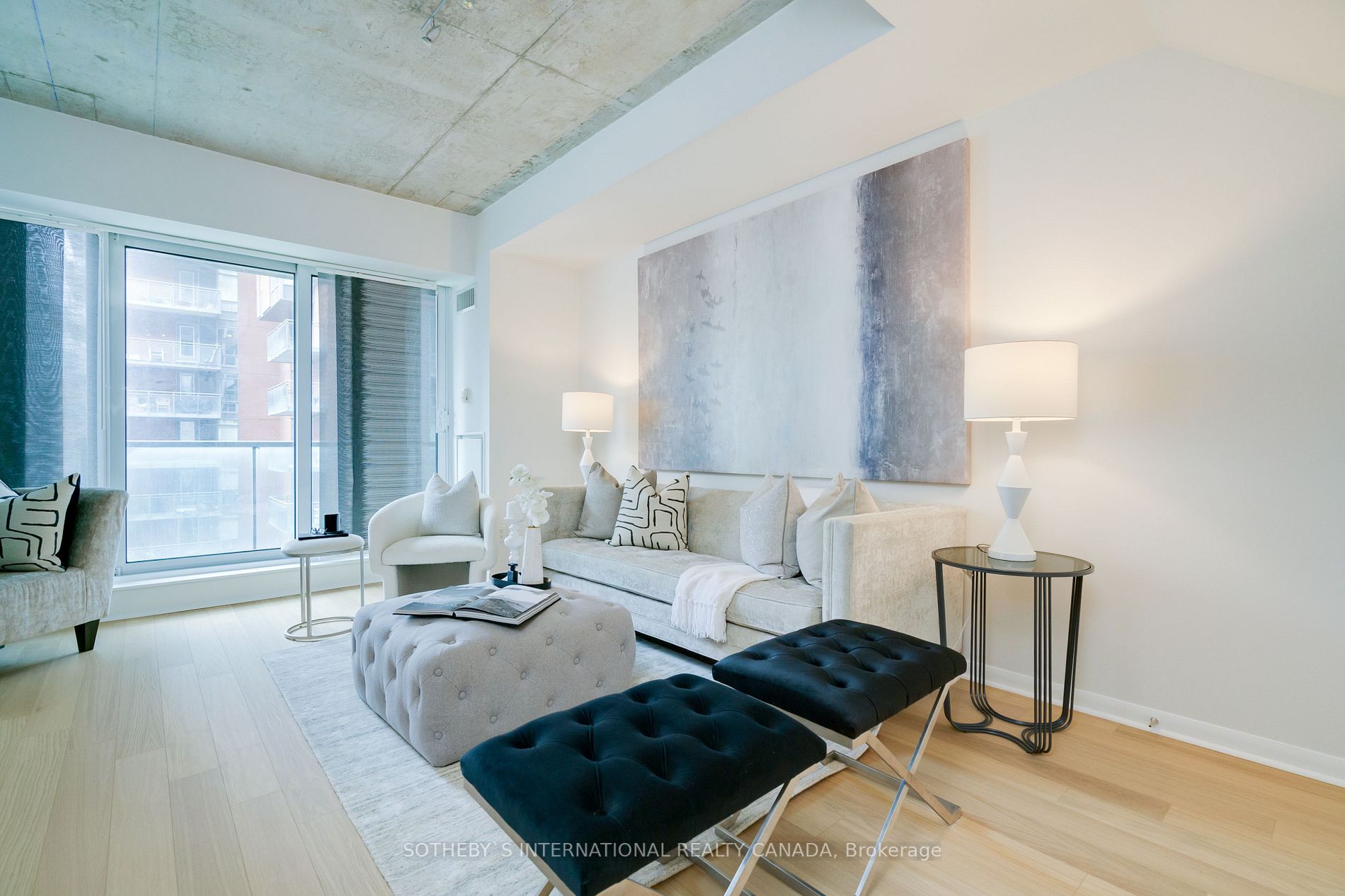 #538 - 333 Adelaide St E, Toronto
