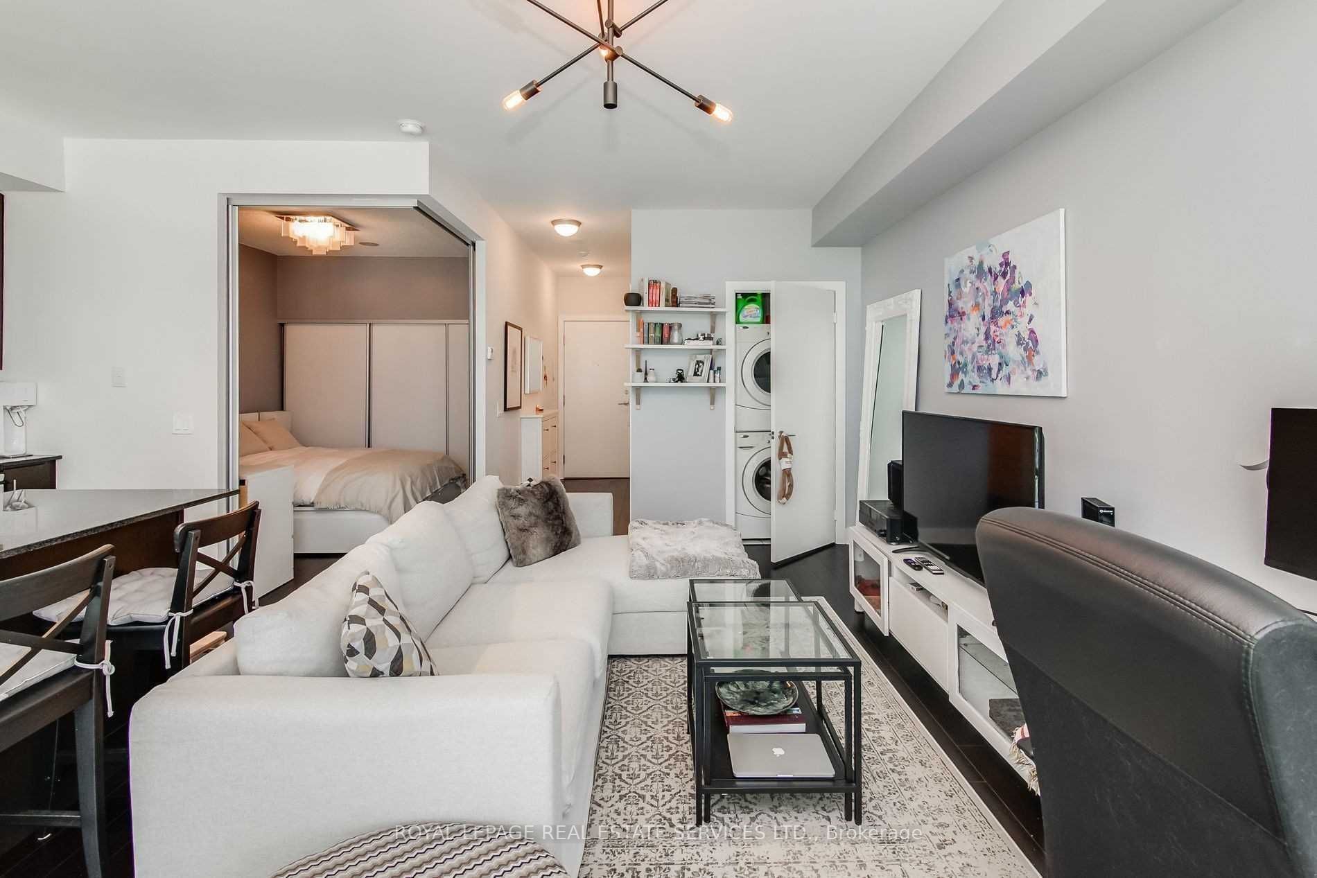 90 Stadium Rd, #330