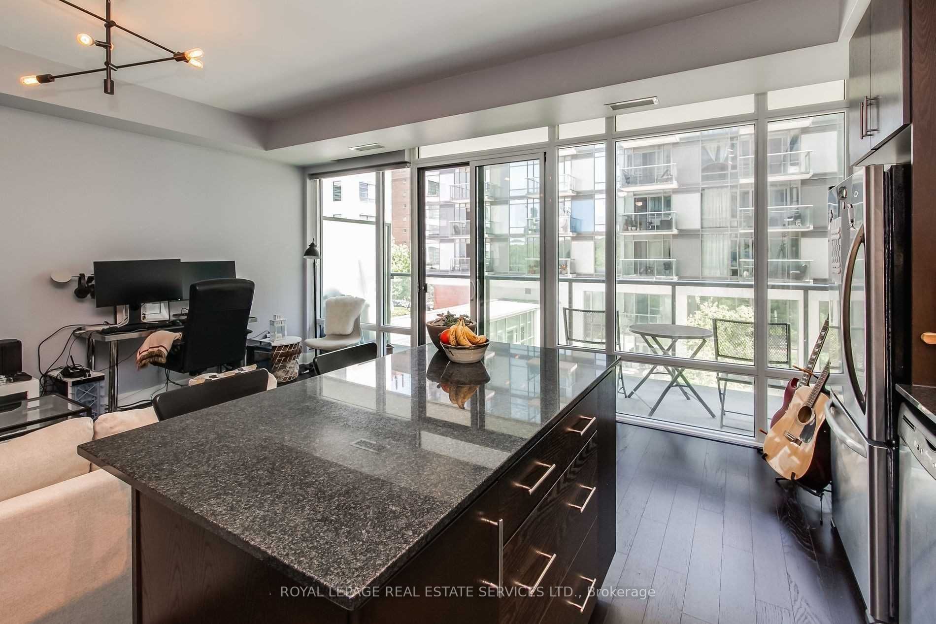 90 Stadium Rd, #330