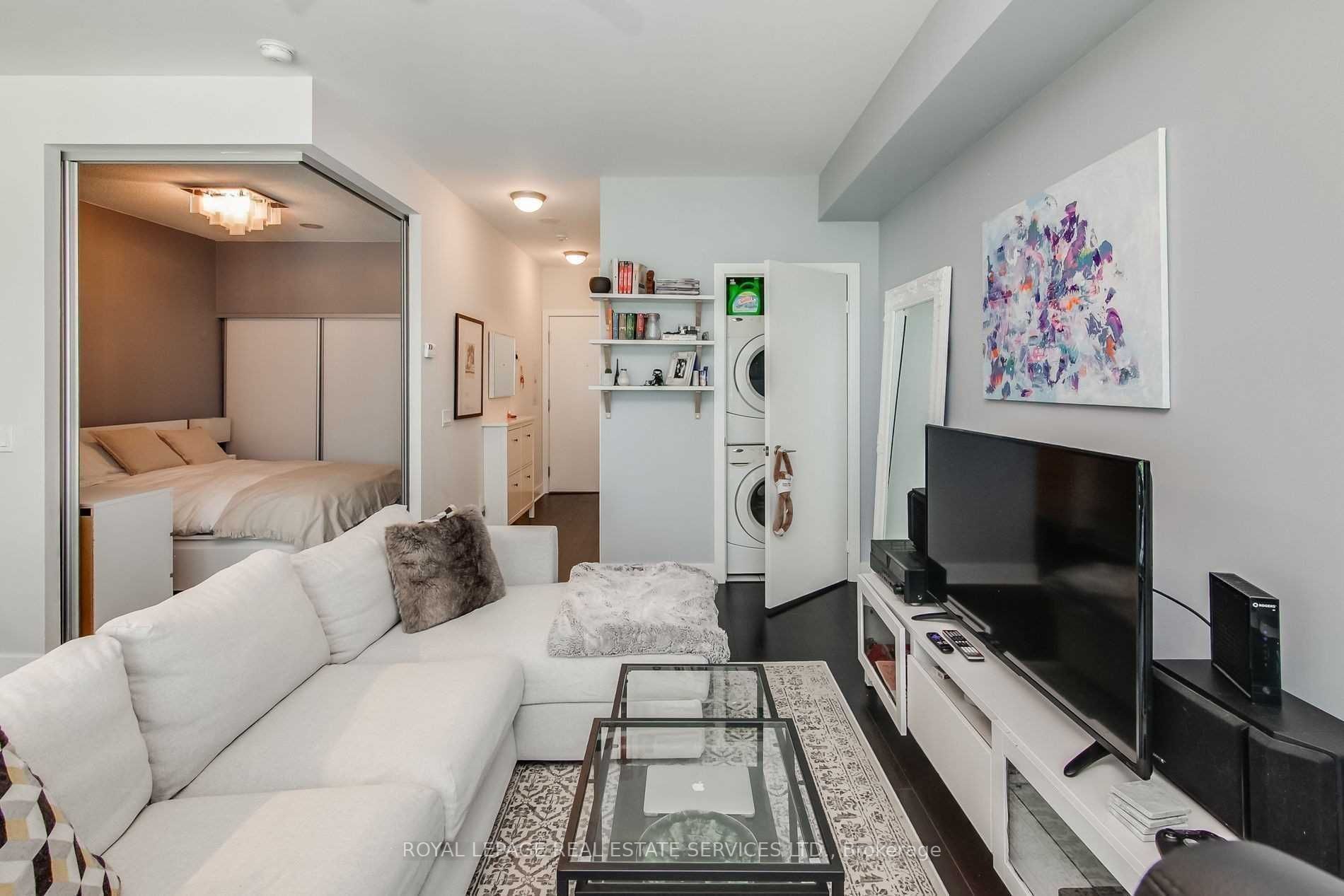 90 Stadium Rd, #330
