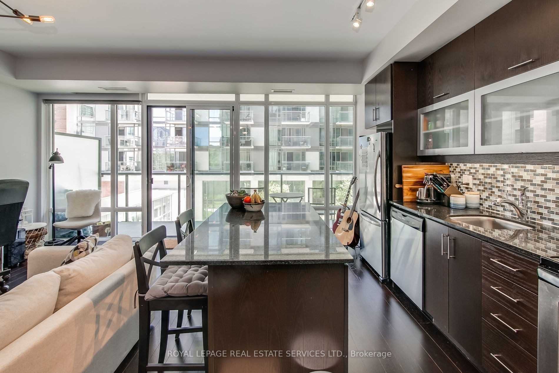 90 Stadium Rd, #330