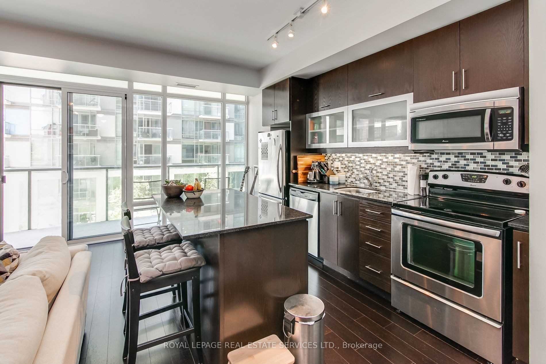 90 Stadium Rd, #330