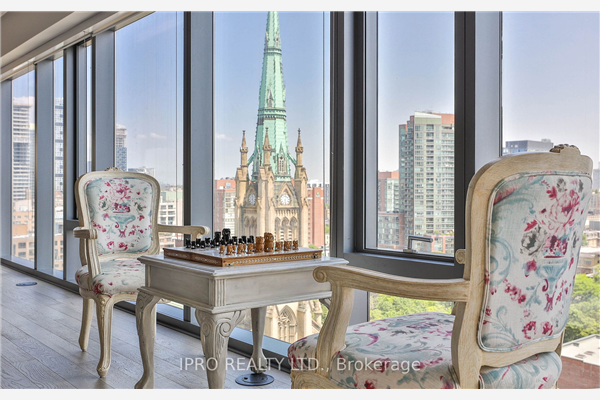 60 Colborne St, Toronto