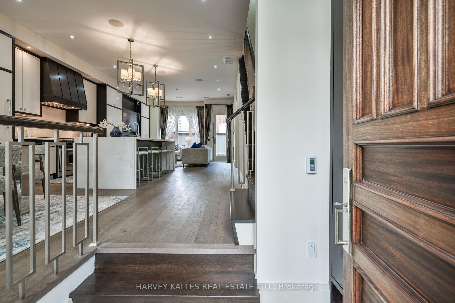 9 Dunvegan Rd