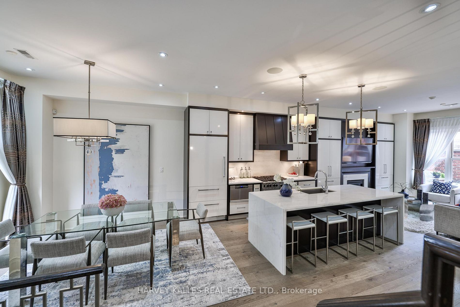 9 Dunvegan Rd