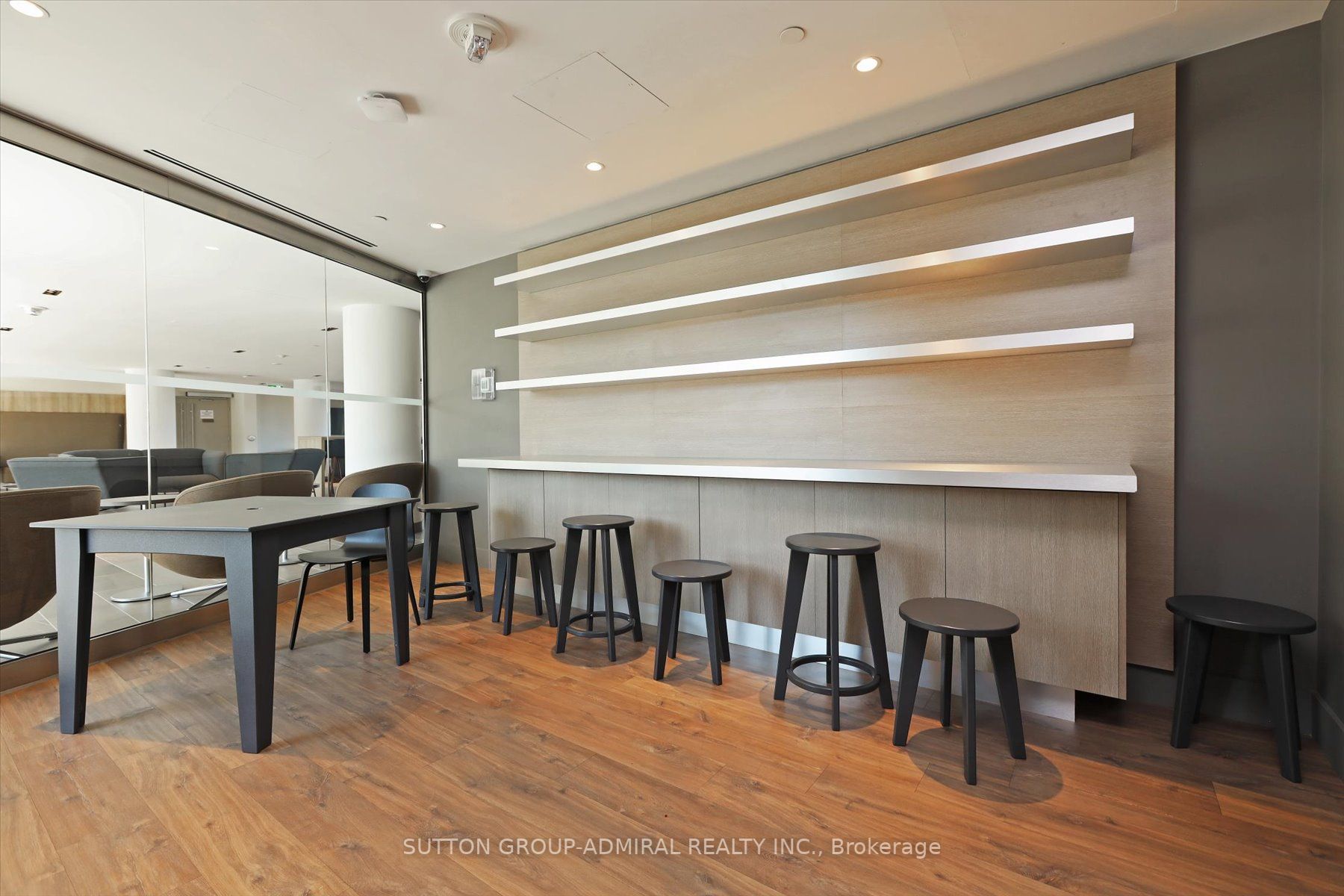 50 Power St, #1305