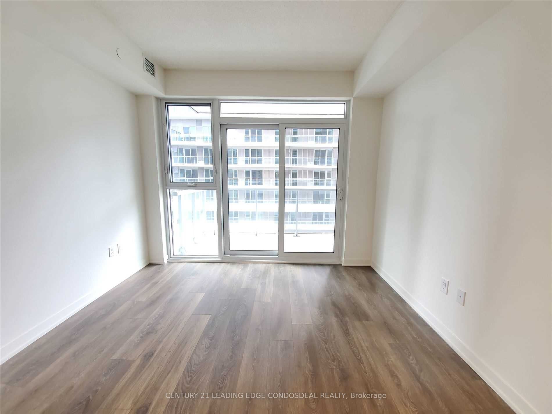 20 Richardson St, #814