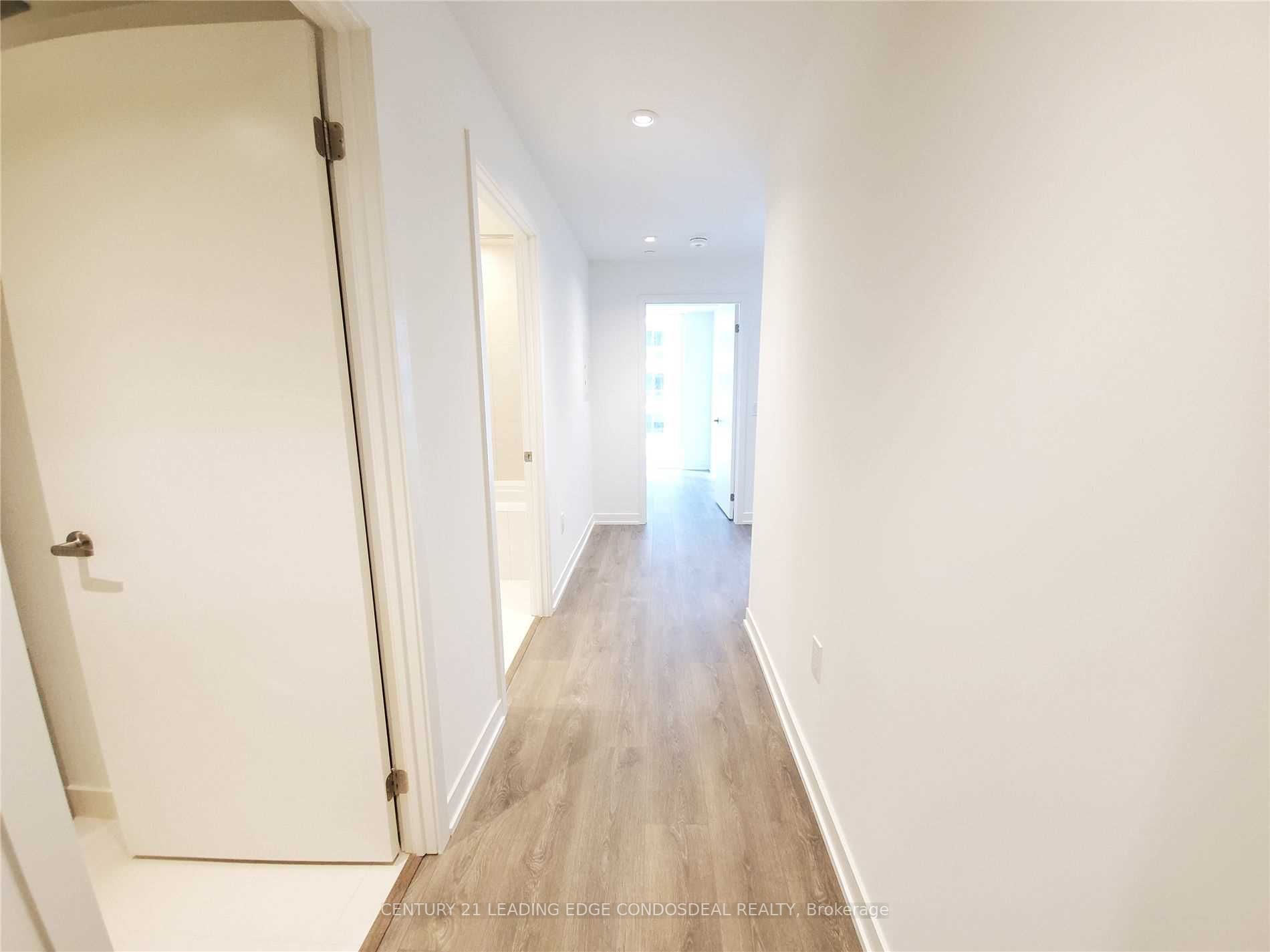 20 Richardson St, #814
