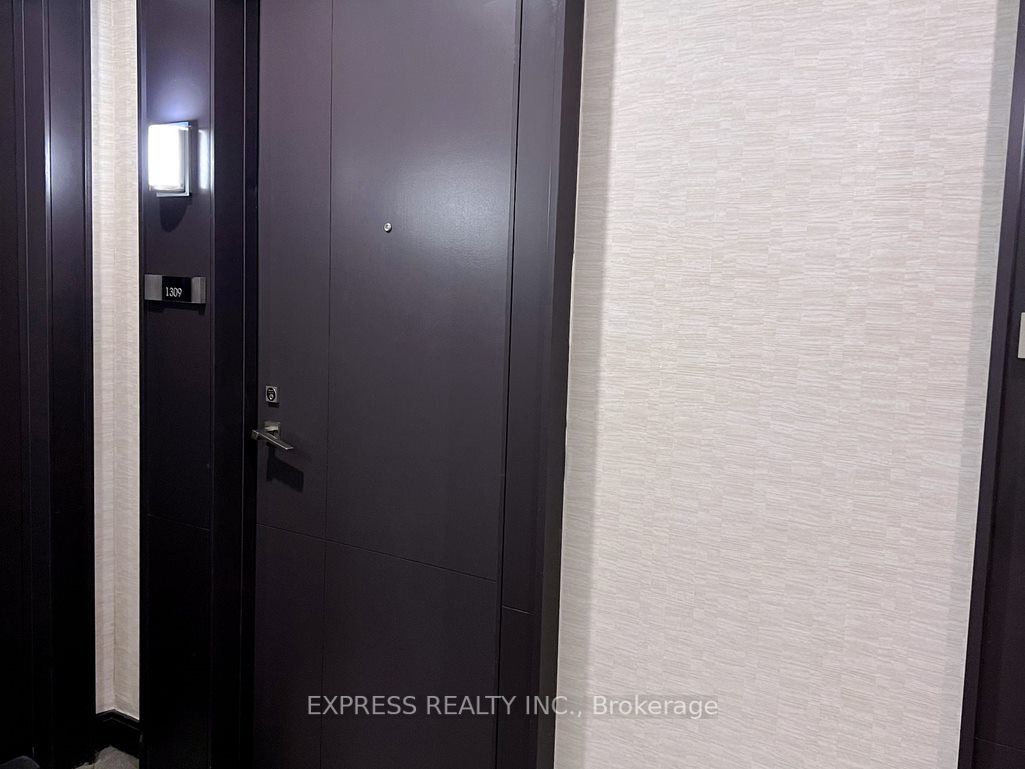 120 Harrison Garden Blvd, #1309