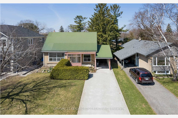 32 Broadleaf Rd, Toronto