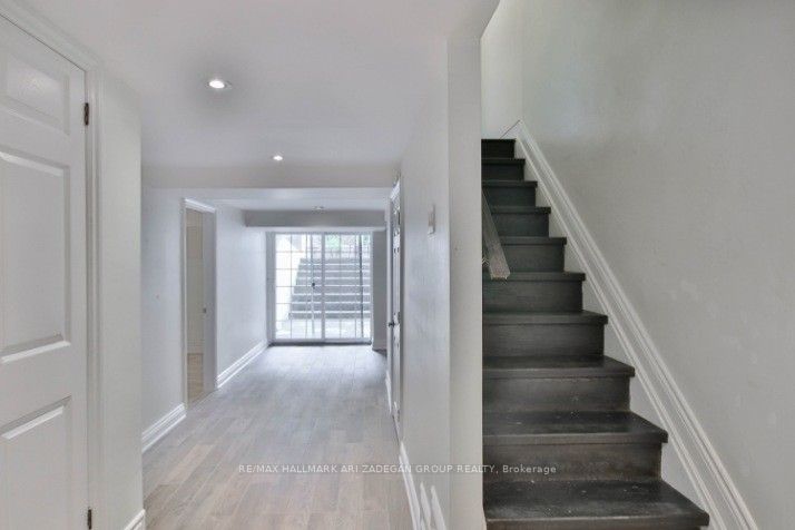 22 Hilltop Rd