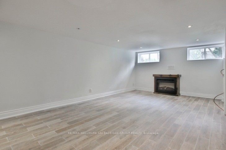22 Hilltop Rd