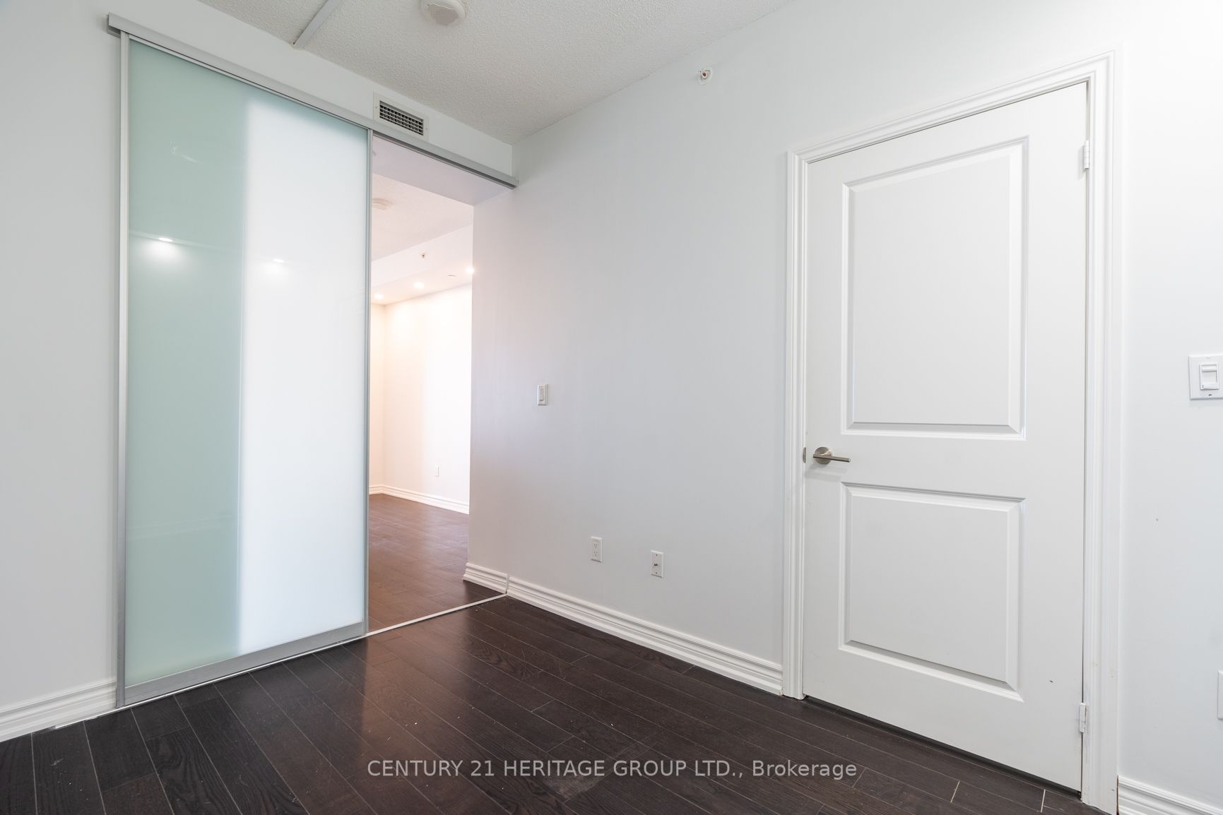 386 Yonge St, #4509