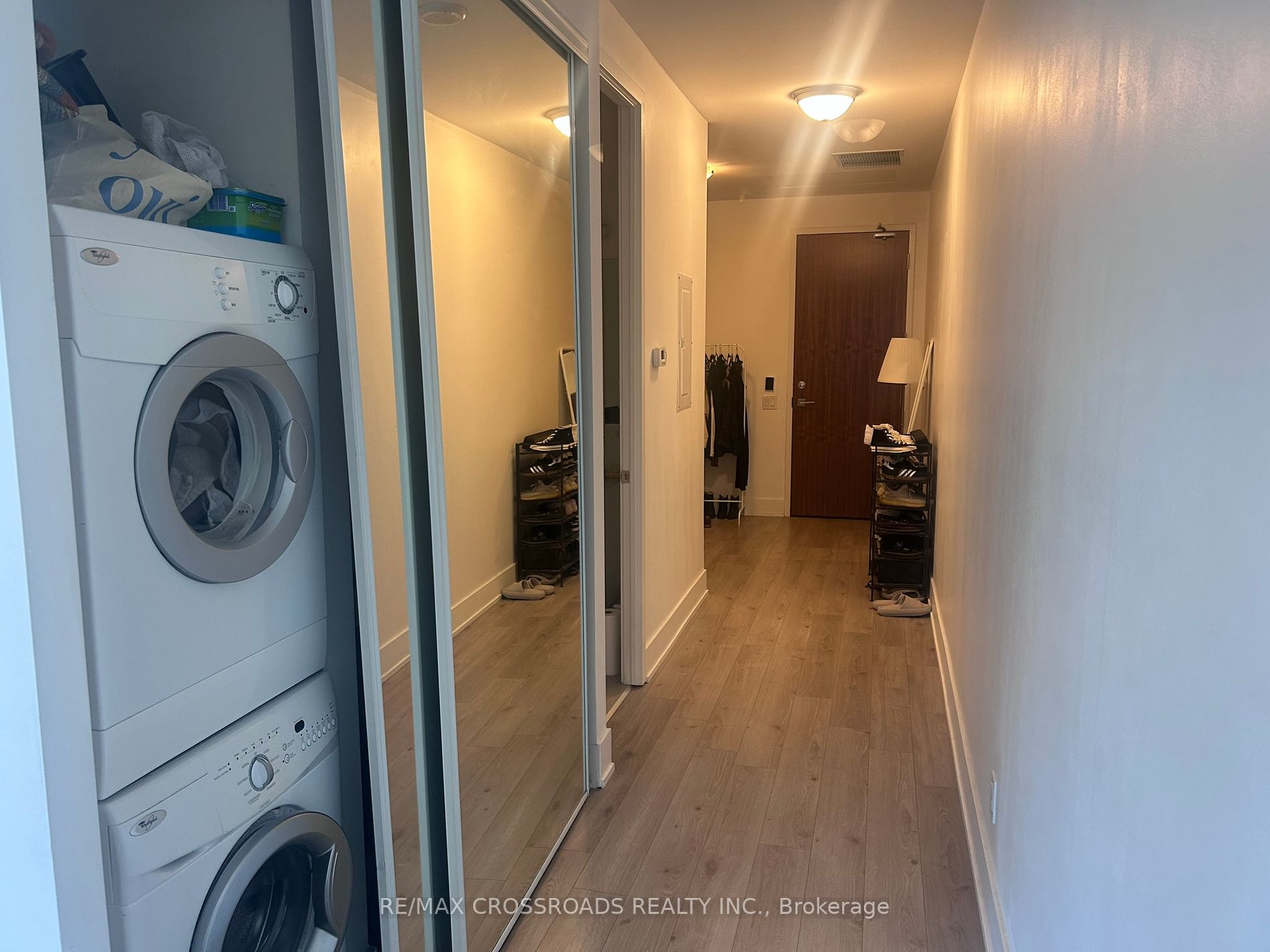 111 St Clair Ave West, #728