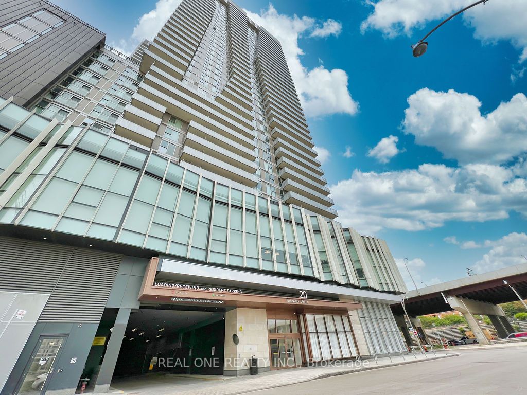 20 Richardson St, #809