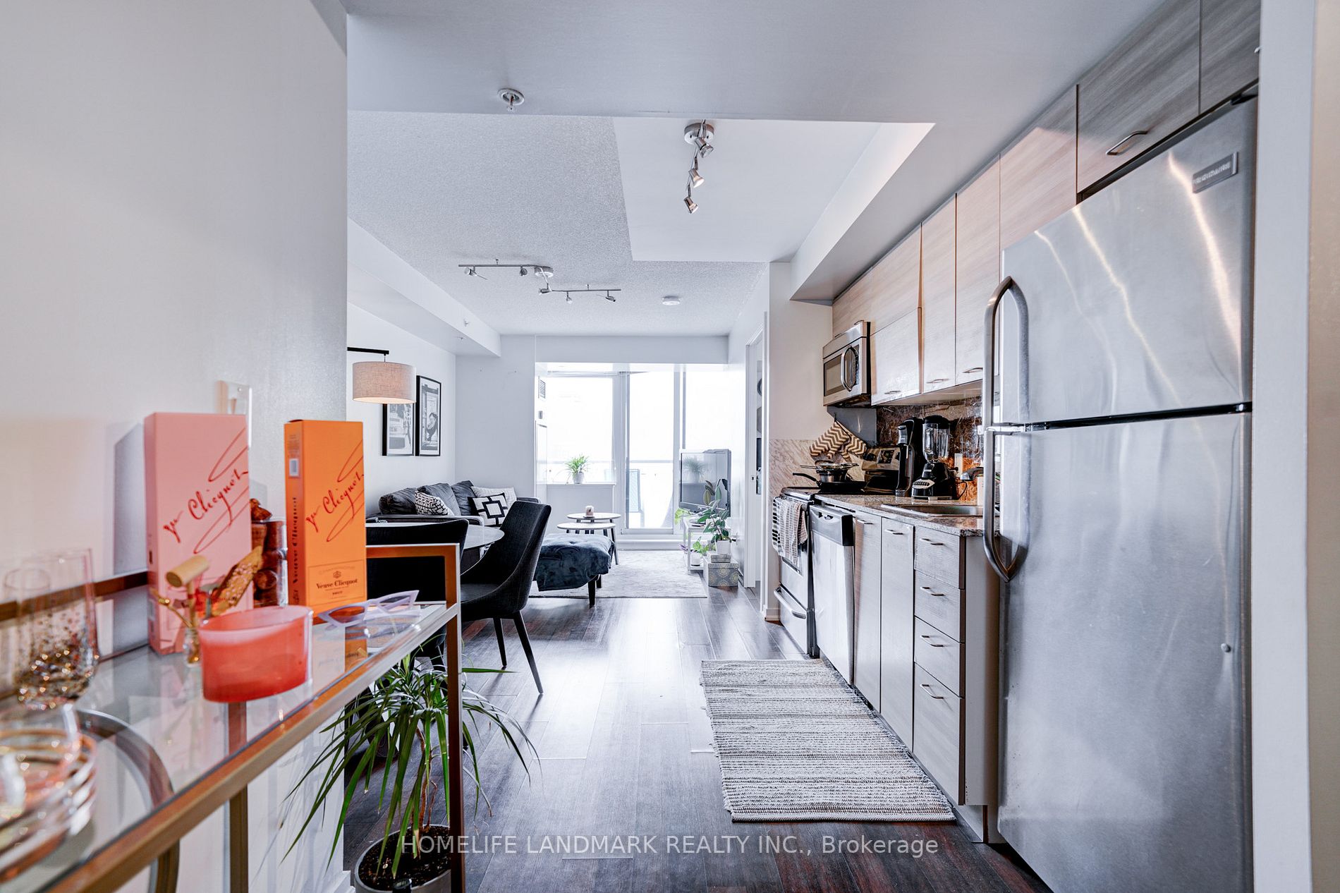 20 Joe Shuster Way, #1317