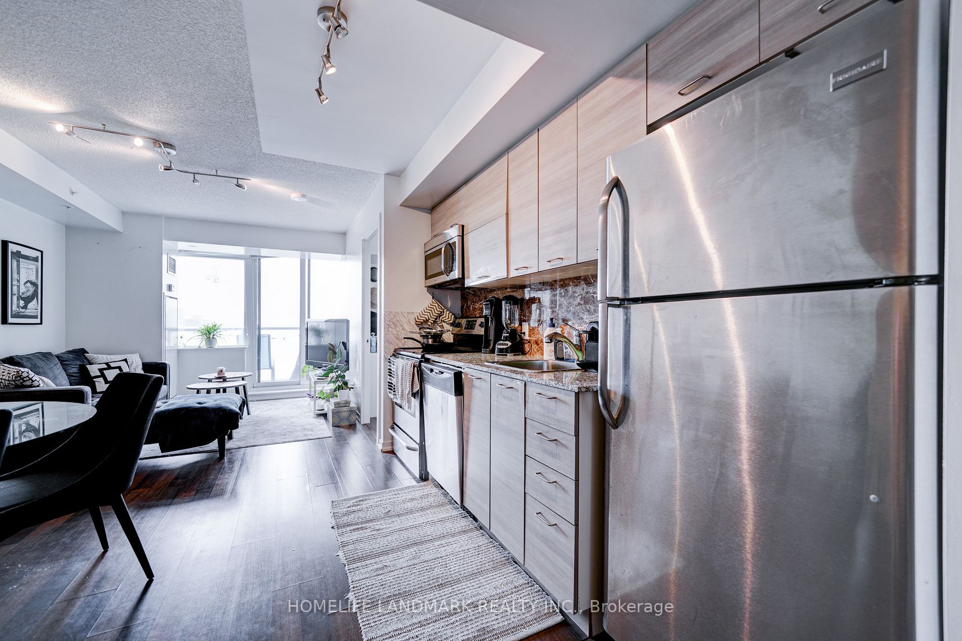 20 Joe Shuster Way, #1317