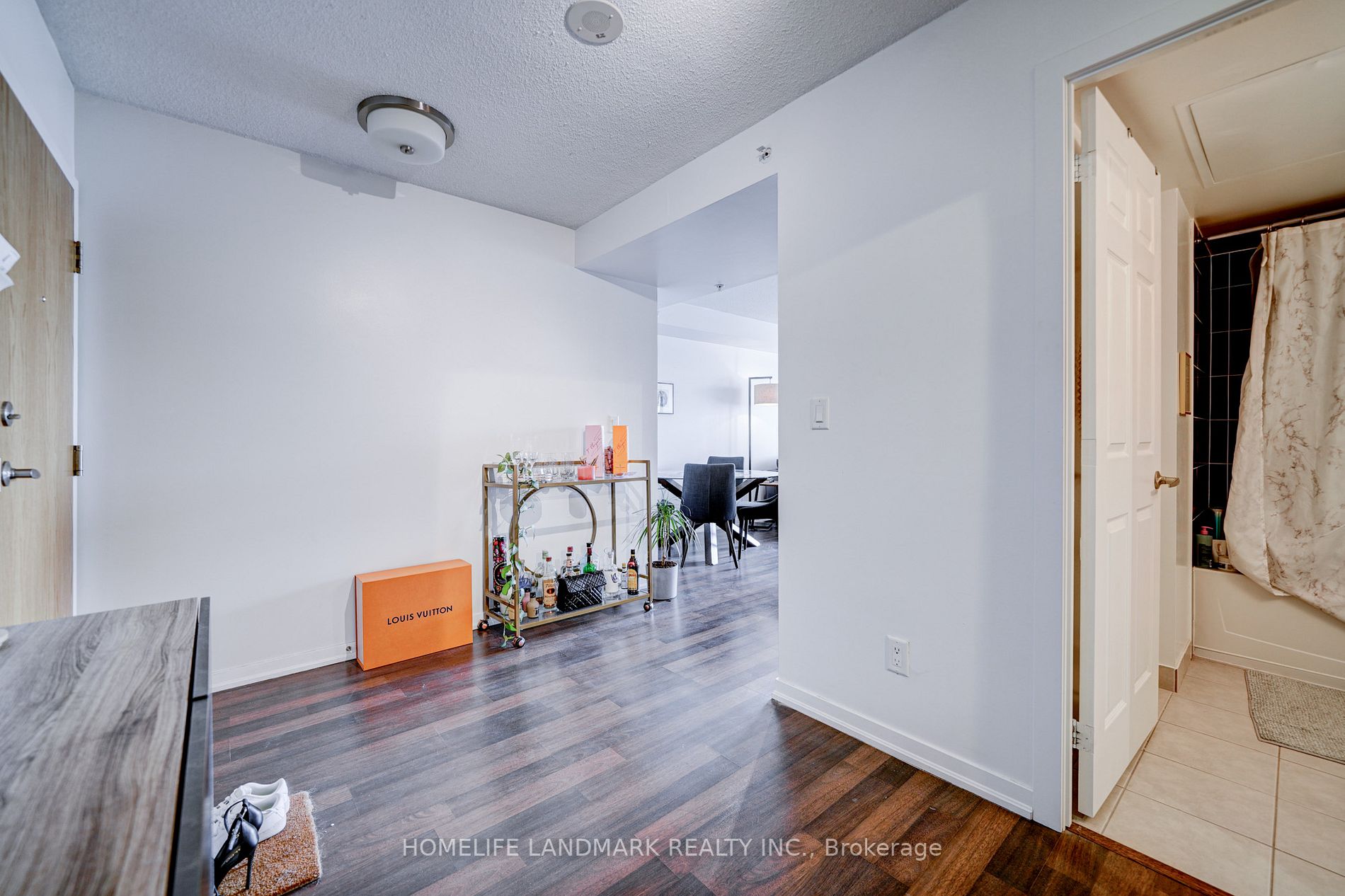 20 Joe Shuster Way, #1317